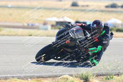 media/Oct-15-2023-TrackXperience (Sun) [[85198ff50b]]/Group 3/session 4 turn 3/